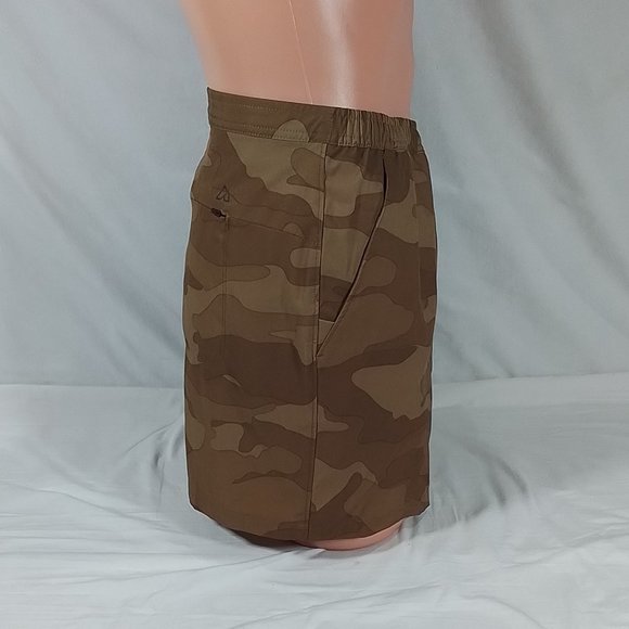 Men's Alpine Design Waterways Short Camo Ermine Size XL-New with Tags - Picture 2 of 4